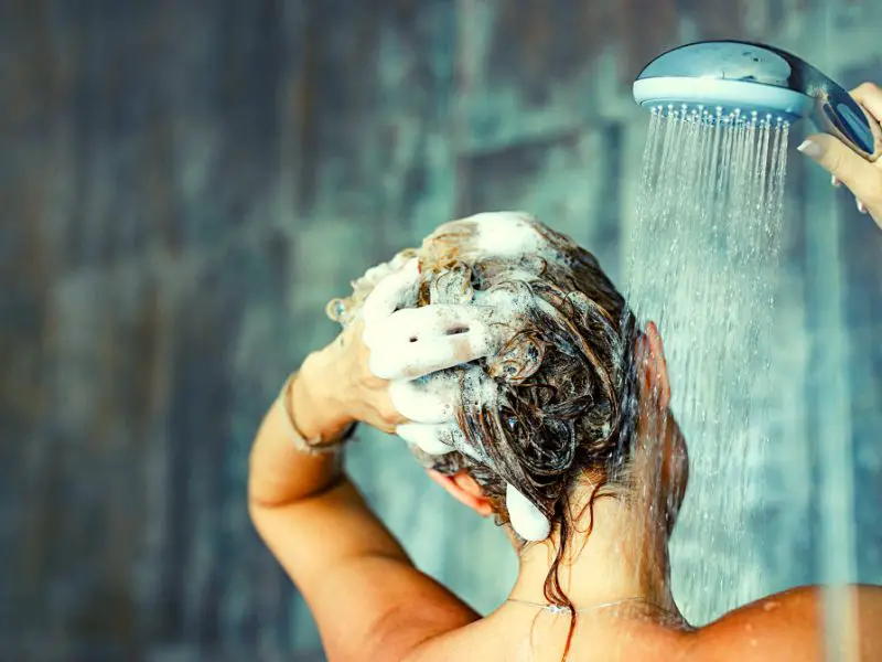 7 Natural Shampoo Alternatives