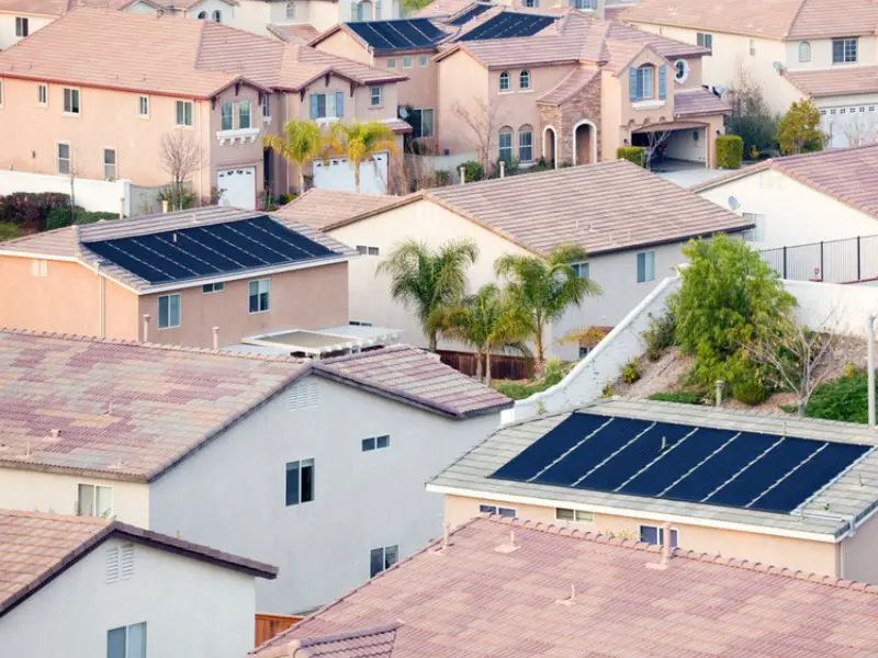Do Solar Panels Cool Your Roof?